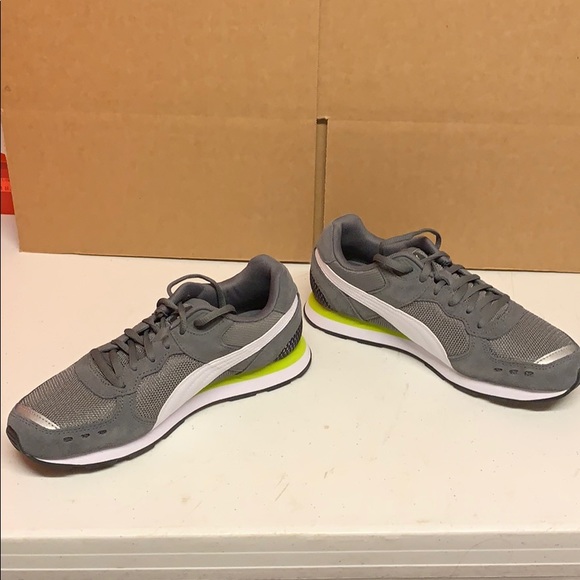 Junior Puma Vista Sneakers size 6 1/2 C, NWT - Picture 3 of 7